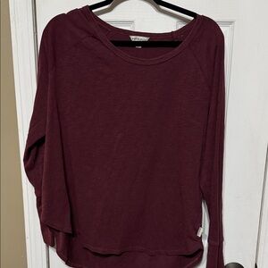 FRYE AND CO. Burgundy Long Sleeve Top